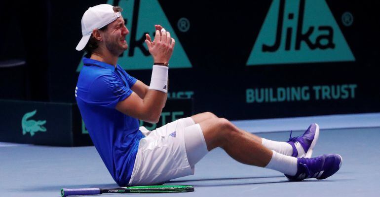 Lucas Pouille celebra el punto ganador de la Copa Davis