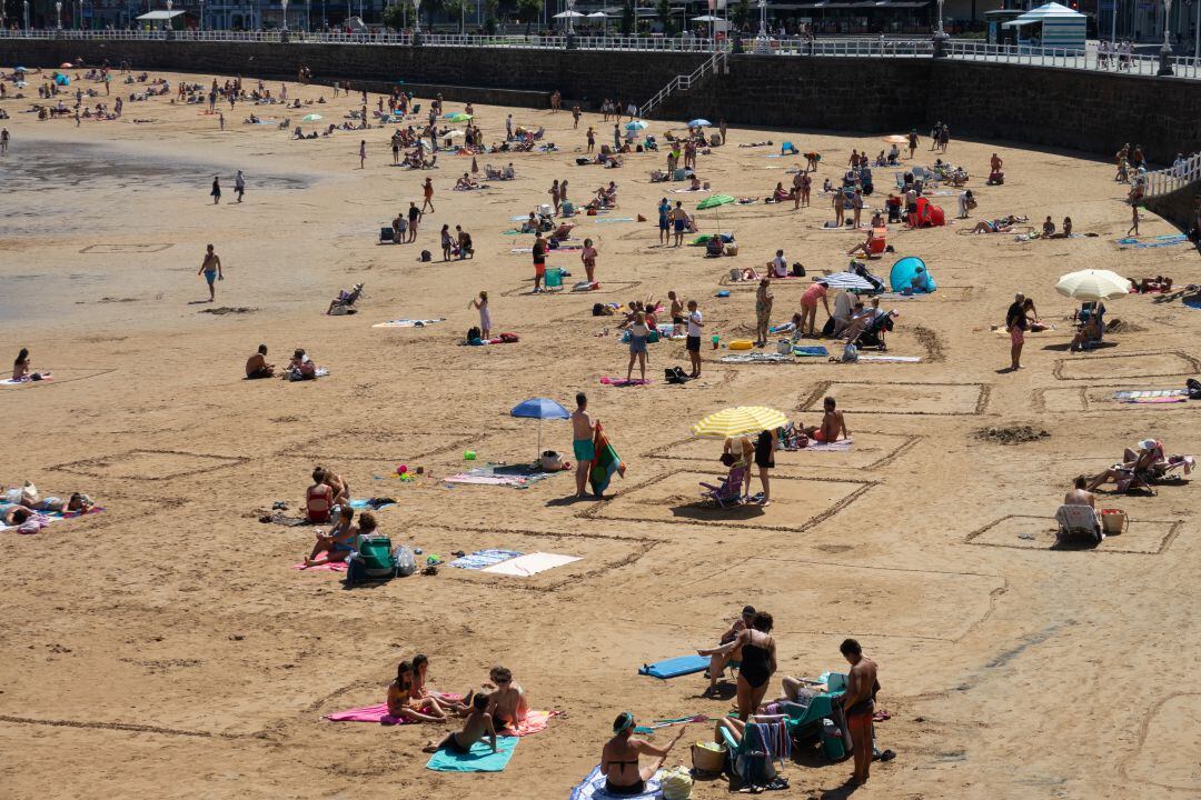 Playa de San Lorenzo, en Gijón. 