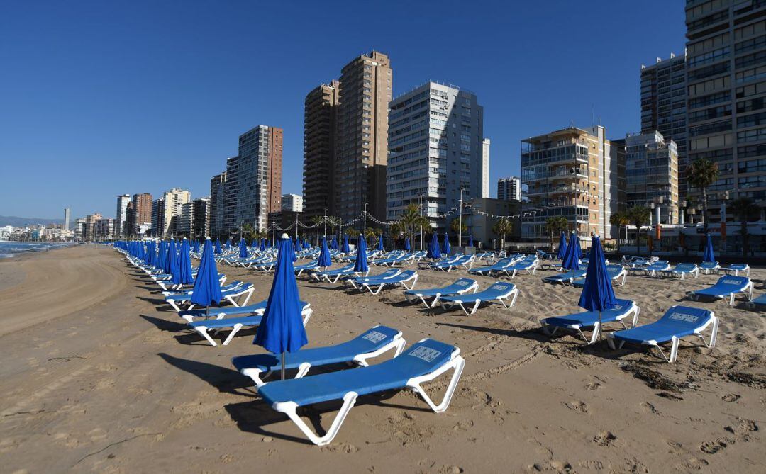 Imagen de archivo playa Benidorm