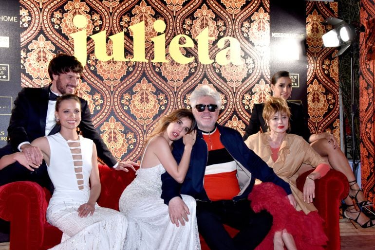 Daniel Grao, Michelle Jenner, Adriana Ugarte, Pedro Almodovar, Emma Suarez and Inma Cuesta attend the &quot;Julieta&quot; en el Festival de Cine de Cannes 