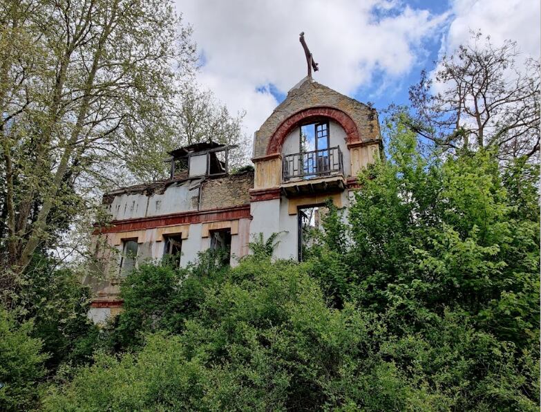 Antigua estación de Atauri