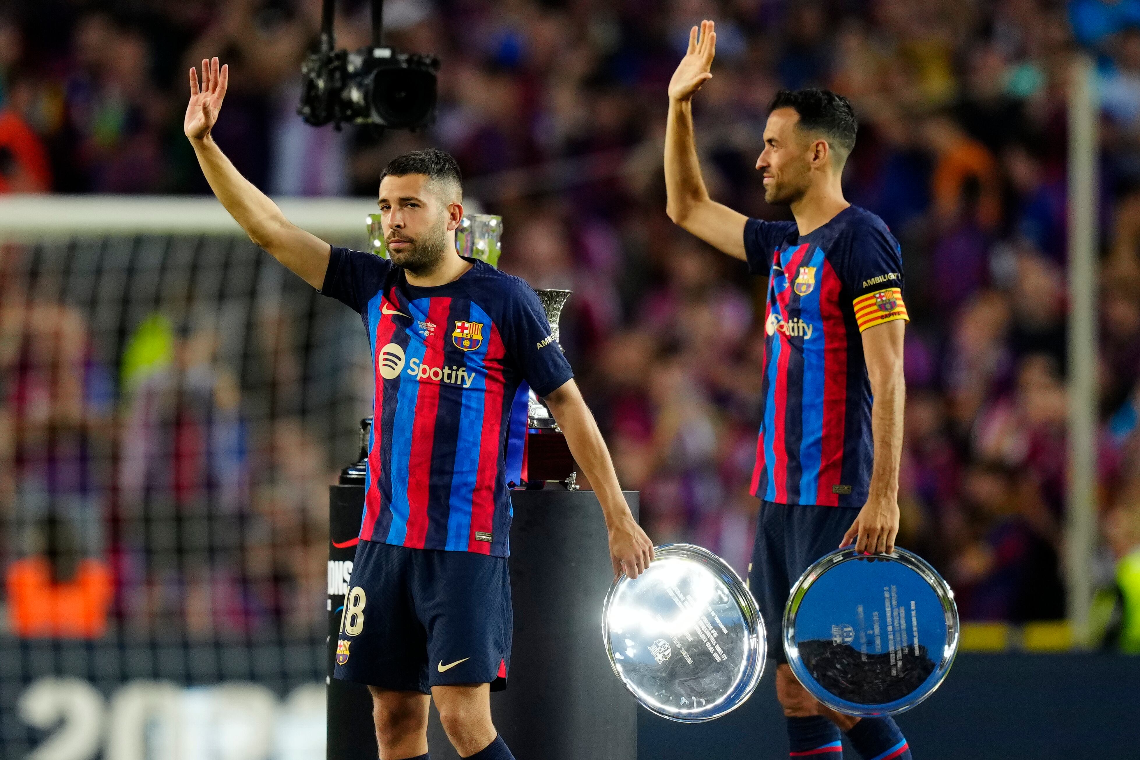 Jordi Alba y Sergio Busquets, se despiden del Camp Nou