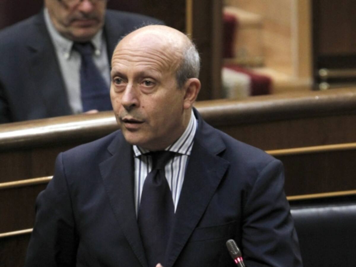 Wert acusa a los rectores de mentir en el comunicado contra los recortes