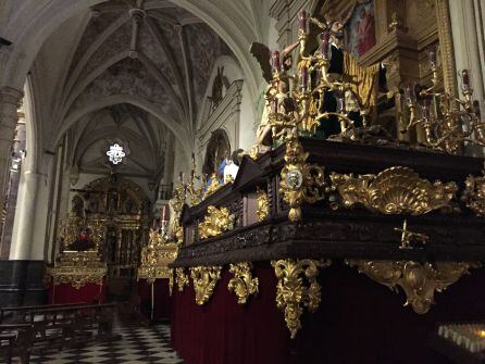 San Ildefonso acoge ya hasta 8 pasos montados en el interior del templo