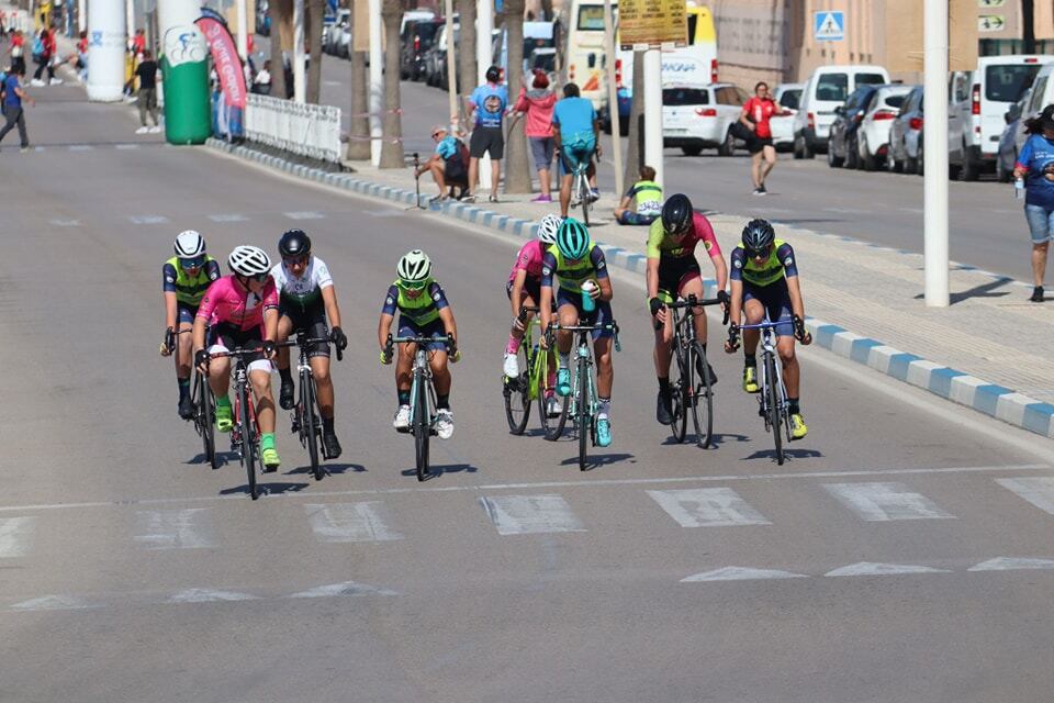 Una prueba ciclista en La Línea