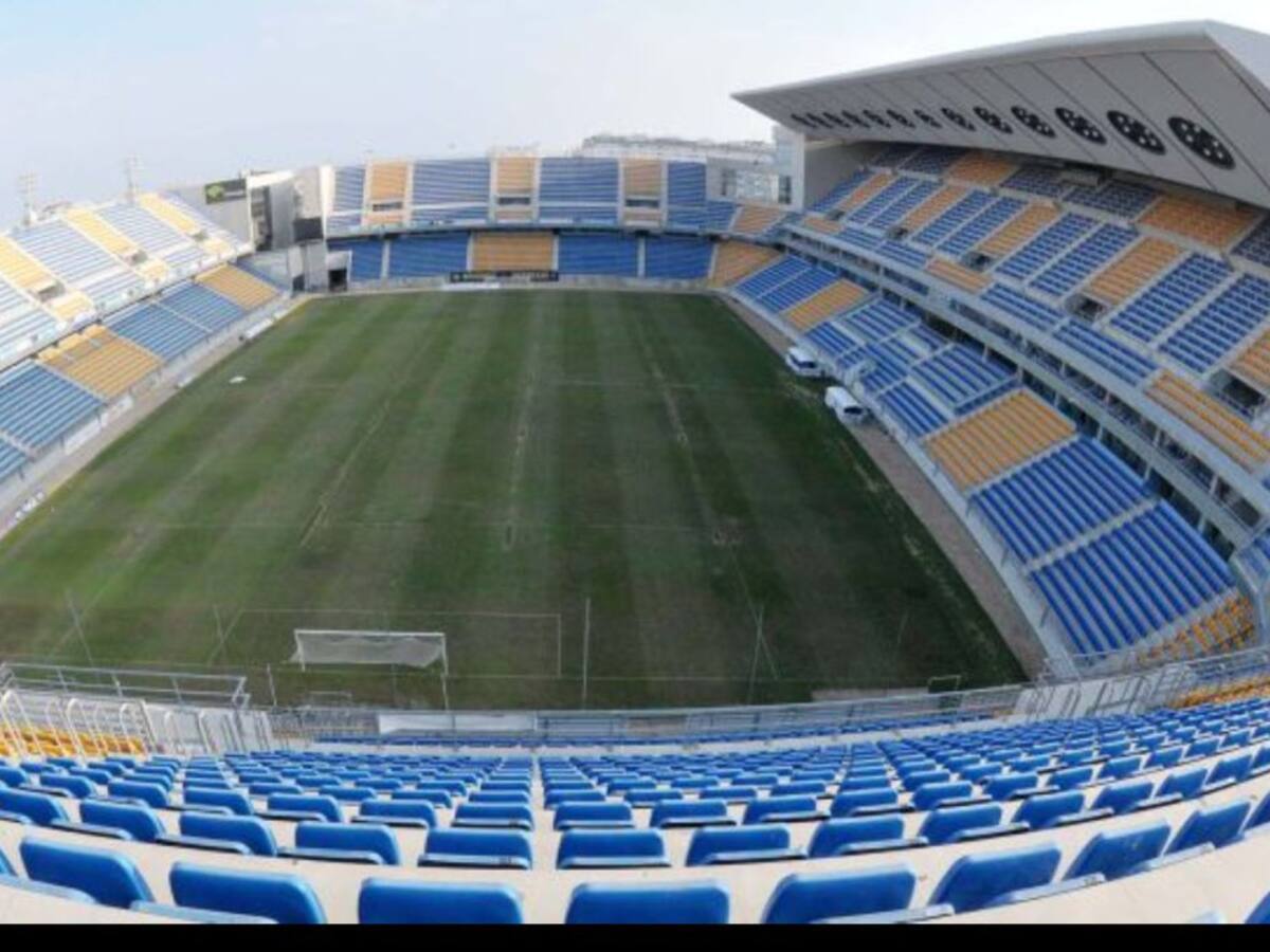 El Albacete se enfrenta al Cádiz en el Carranza con Muntari en la convocatoria