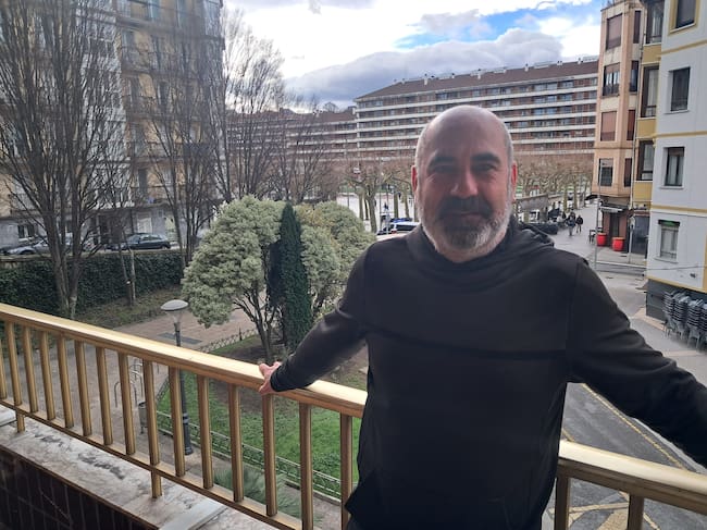 Alberto Luengo, biólogo especializado en zoología y técnico en la reserva de las marismas de Txingudi.