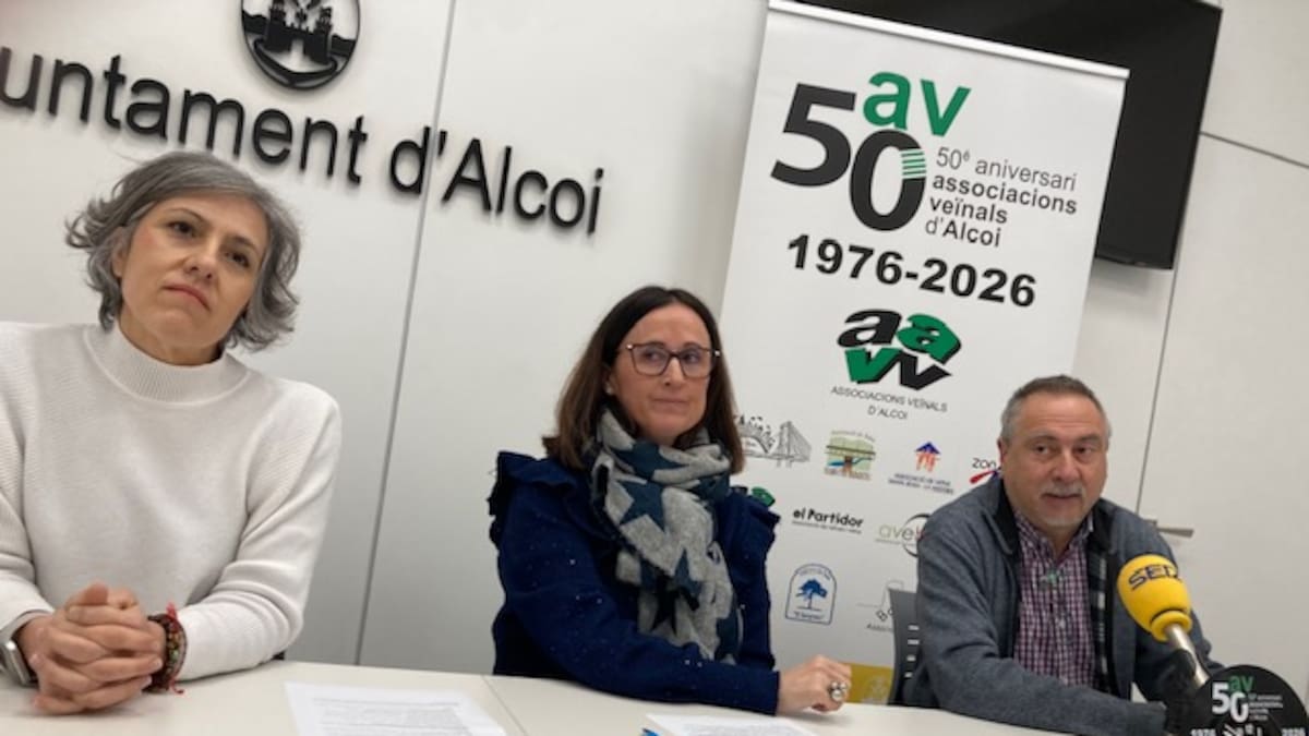 El movimiento vecinal de Alcoy celebra medio siglo de historia con un año de actividades