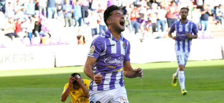 Jose celebra el primer gol