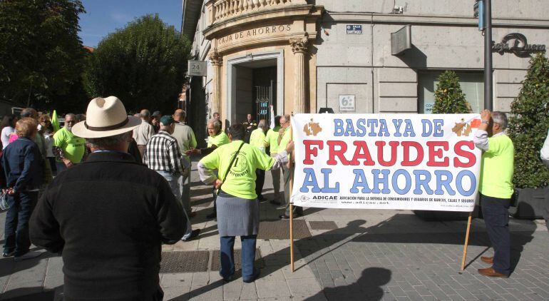 Imagen de archivo de una concentración convocada por ADICAE en Valladolid