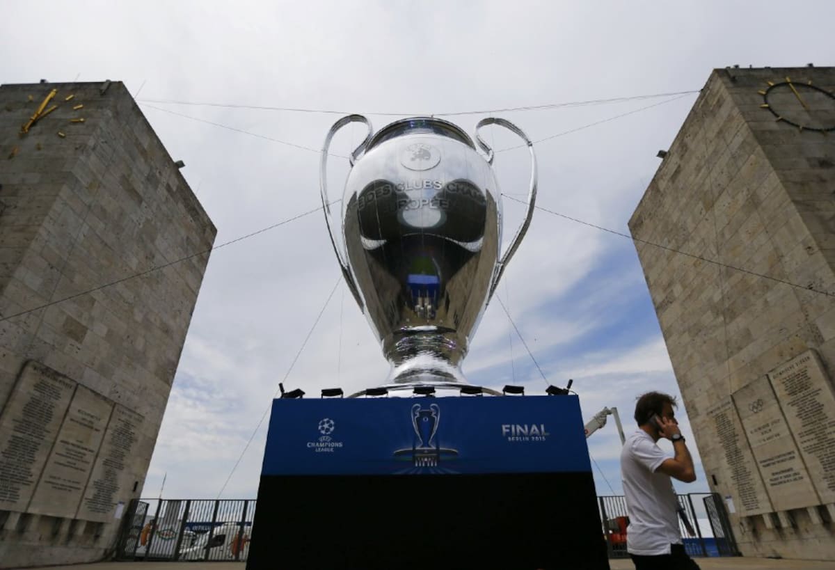 La copa de la Champions luce en la capital alemana
