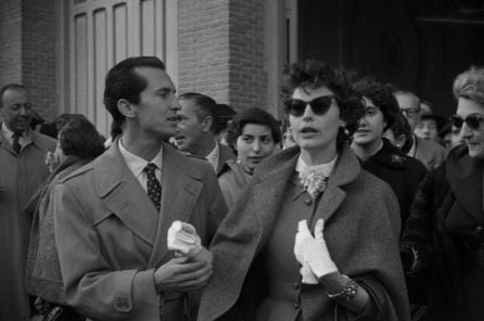 Luis Miguel Dominguin y Ava Gardner a la salida de las Ventas