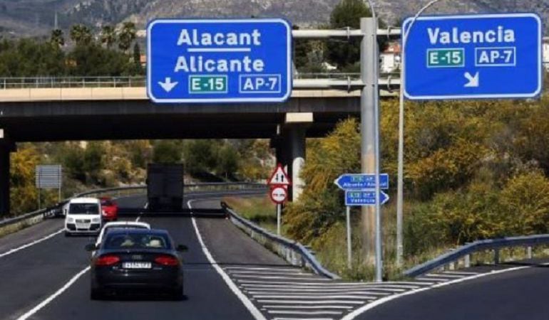 Tramo de la autovía Valencia-Alicante AP 7.