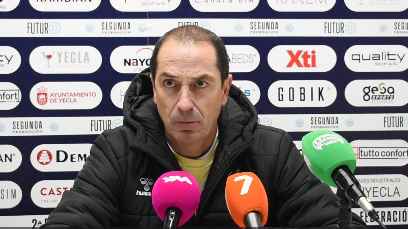 Diego Caro entrenador del Xerez DFC