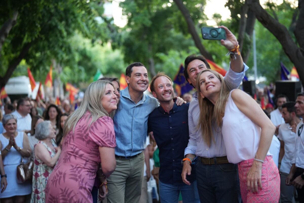 Acto de campaña del PP en Jaén con Juanma Moreno.