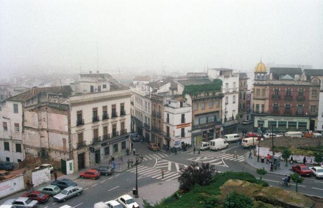 Vista del cruce de Capitulares con Claudio Marcelo en 1998.