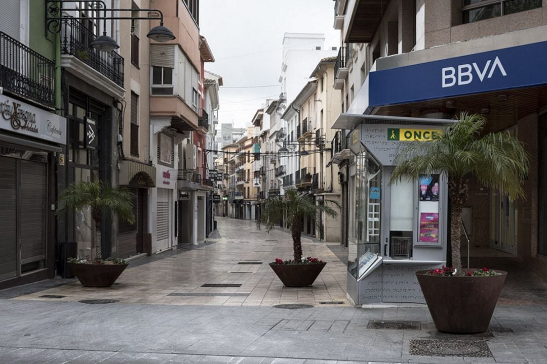 La calle Mayor de Gandia durante la pandemia.