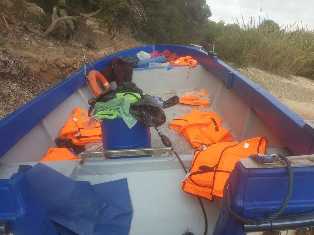 Imagen de archivo de una patera