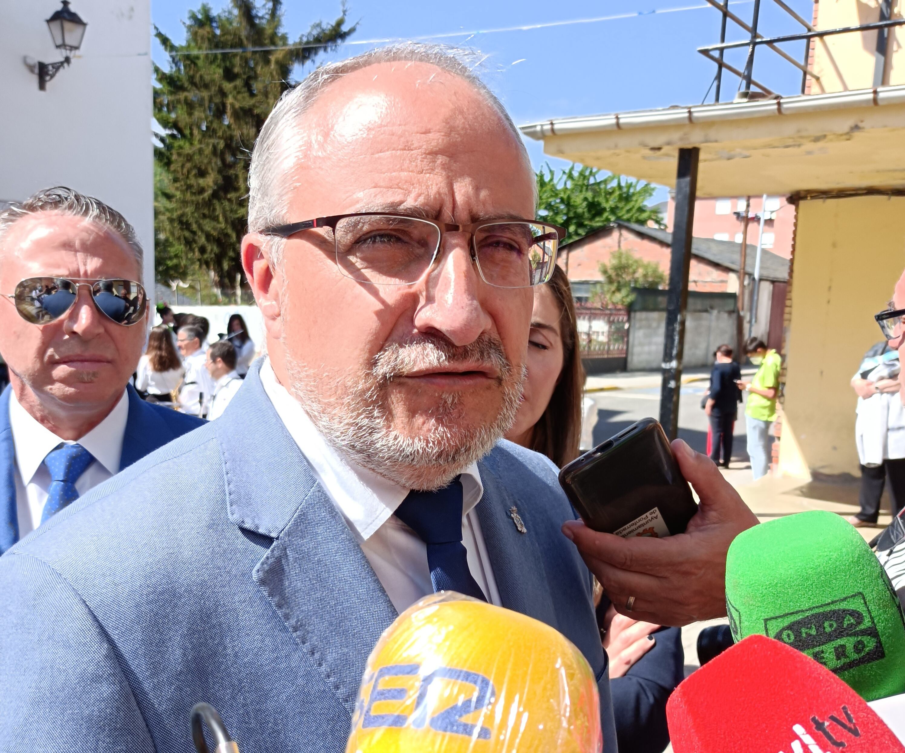 Olegario Ramón, junto a José Antonio Cartón, en las fiestas de Flores