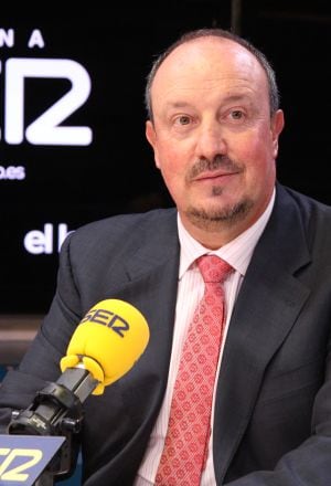 El presidente del Real Madrid posa en los estudios centrales de la Cadena SER antes de empezar la entrevista