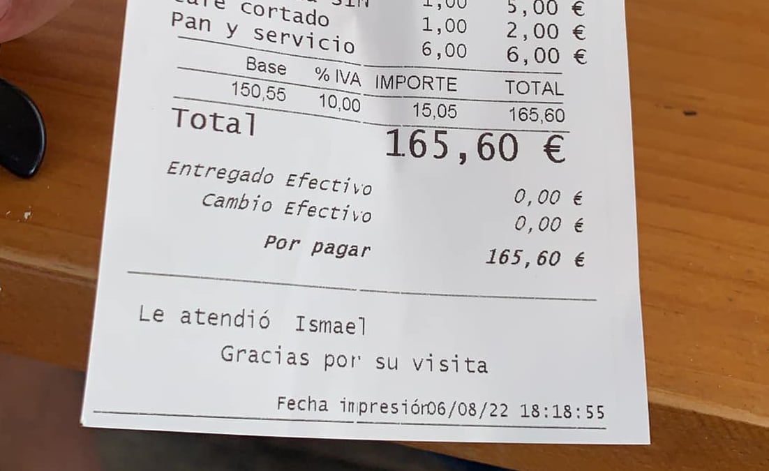 La factura de 165 euros.