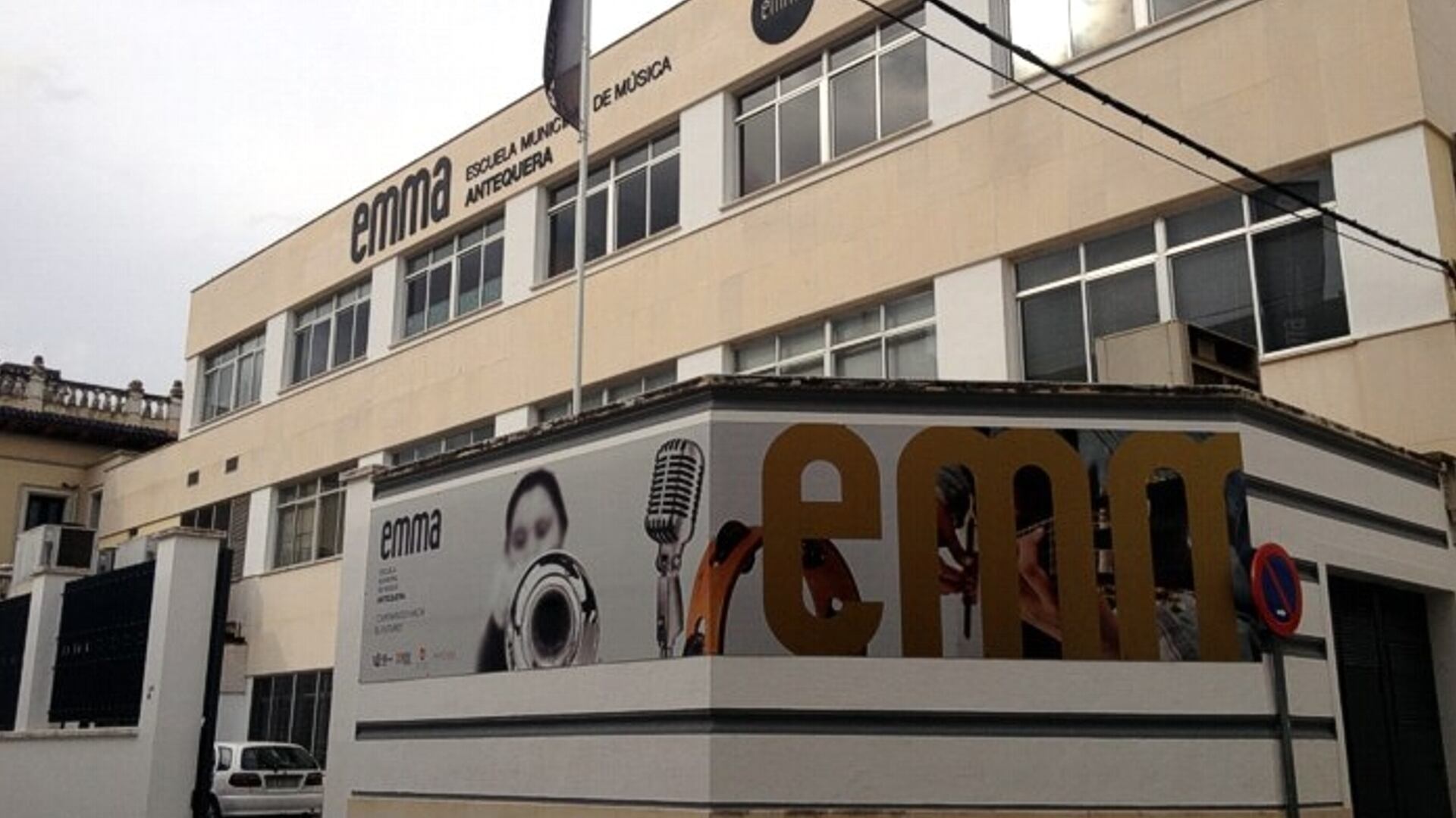 Escuela Municipal de Música de Antequera (EMMA) en la calle Herrezuelos