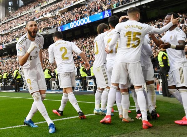 Benzema celebra su gol al Atlético de Madrid