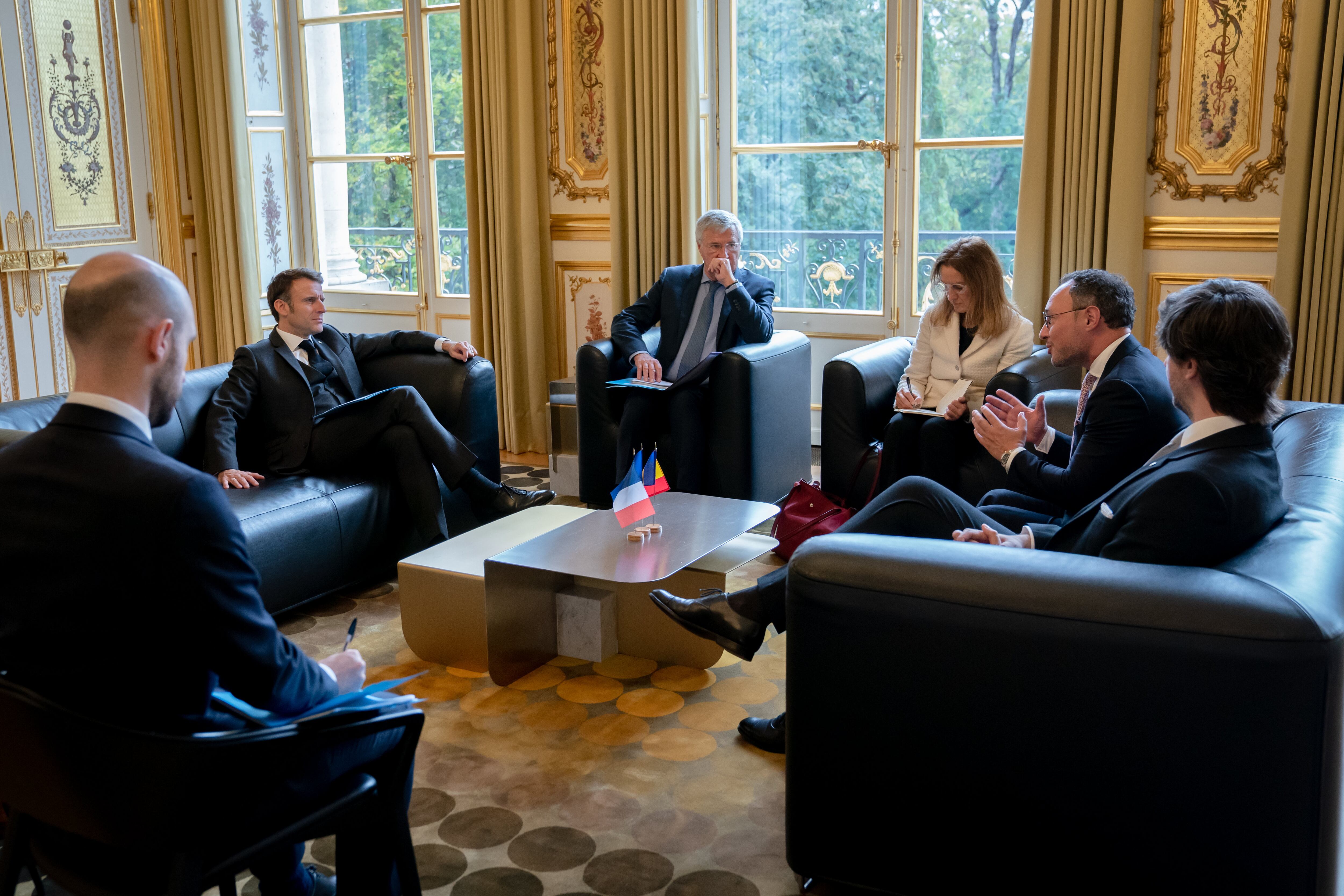 El coprincep francès, Emmanuel Macron, ha confirmat al cap de Govern, Xavier espot, i al síndic general, Carles Ensenyat, que visitarà el Principat l&#039;any vinent