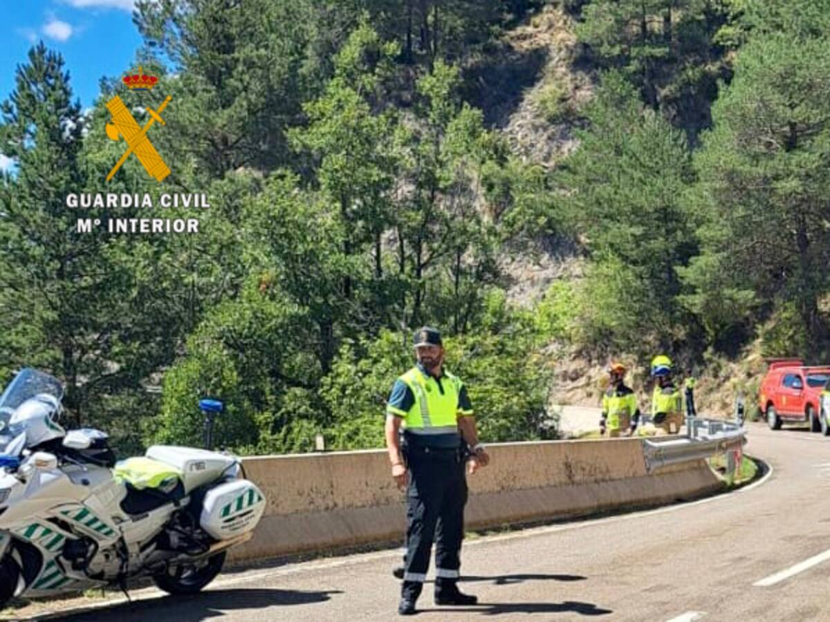 Fallece un motorista tras salirse de la carretera y caerse por un barranco en el municipio de Yésero