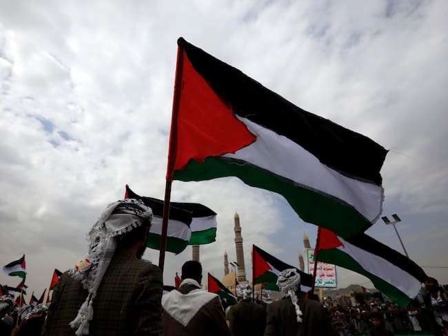 Una bandera palestina en una protesta contra la ofensiva sobre Gaza