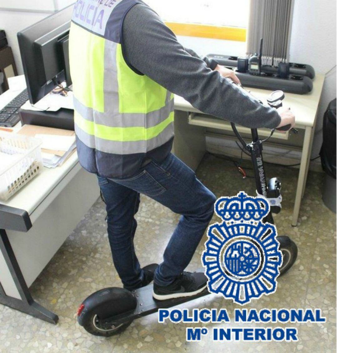 El patinete recuperado por la Policía en Málaga