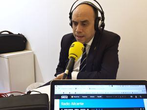 Gabriel Echavarri, alcalde de Alicante, en FITUR 2016