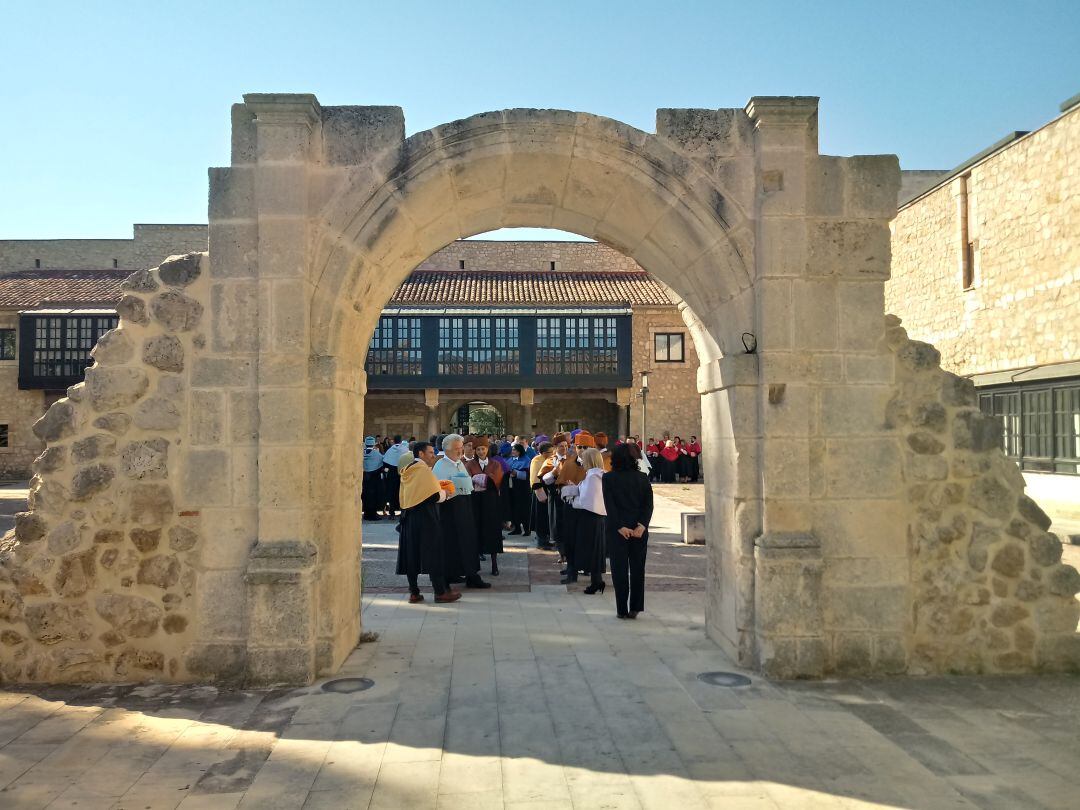 Procesión del claustro en el Día de la Universidad