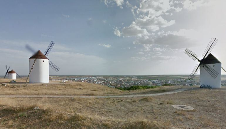 Mota del Cuervo desde los molinos de viento