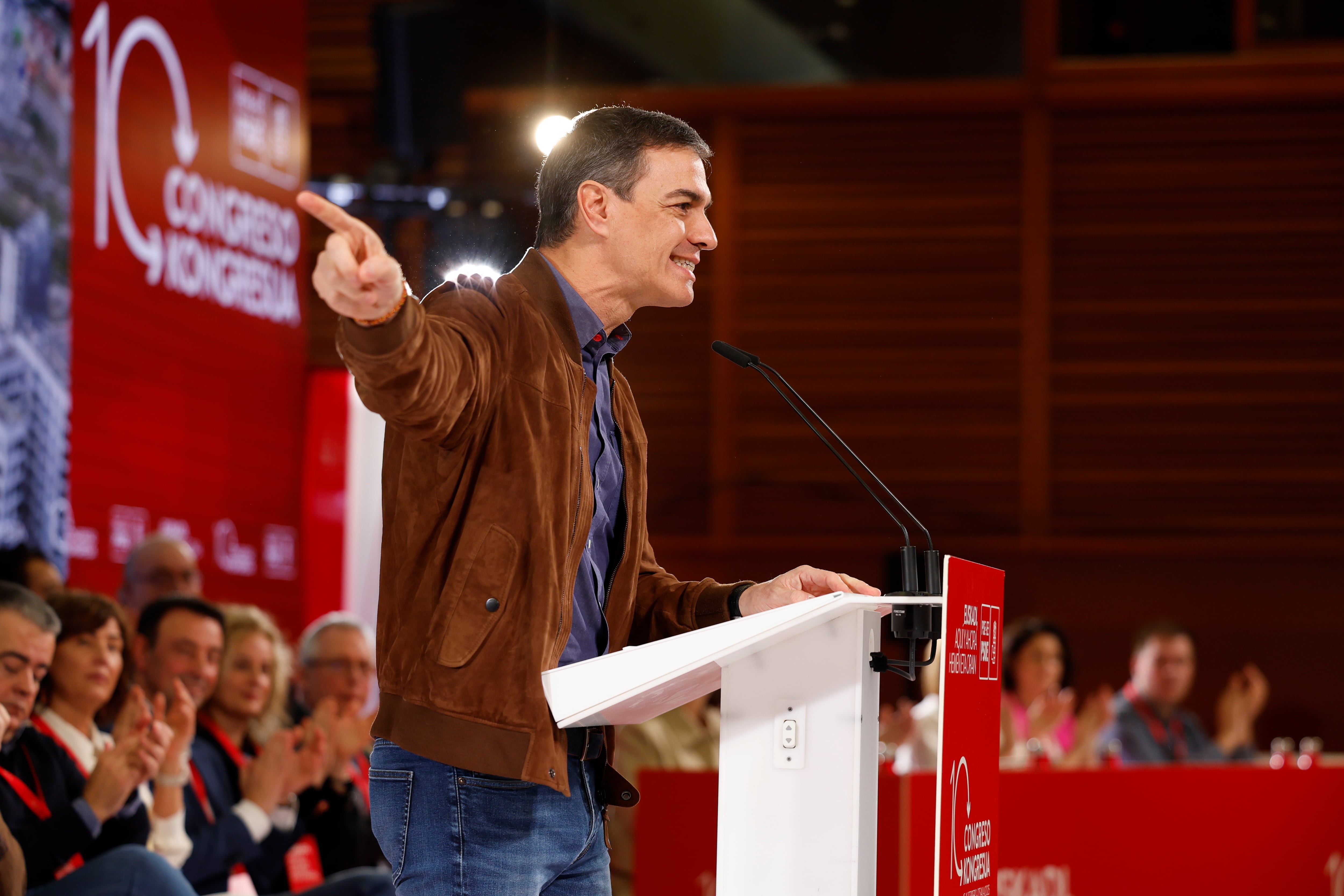 El presidente del Gobierno y secretario general del PSOE, Pedro Sánchez, interviene este sábado en el congreso del PSE-EE