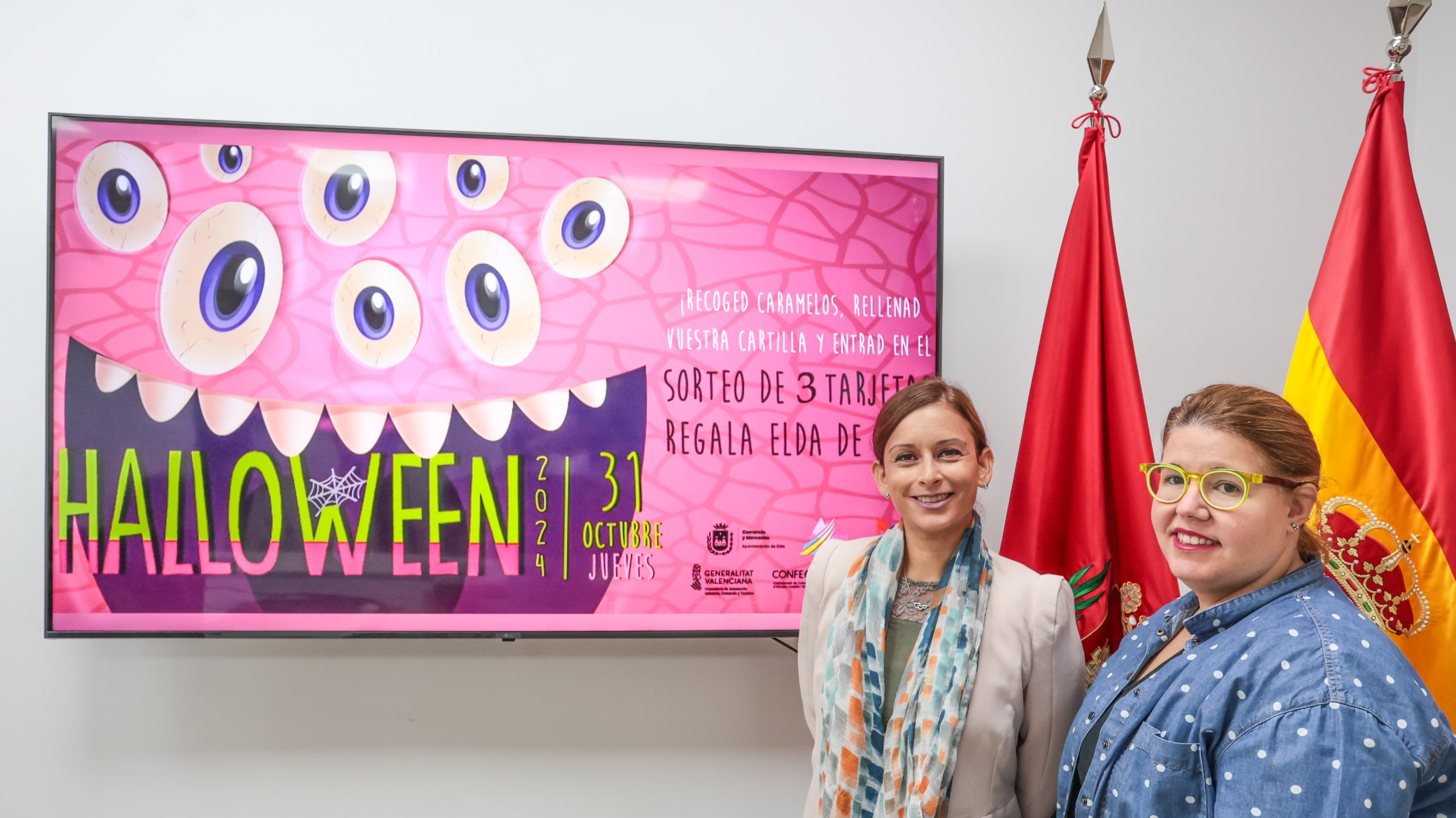 Silvia Ibáñez, concejala de Comercio y Mercados de Elda junto a Rocío Vera, presidenta de la Asociación de Empresarios de Elda