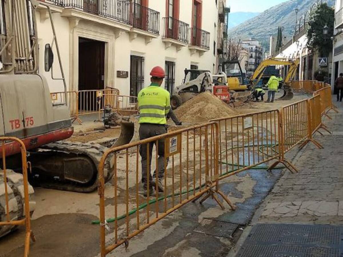 La Junta paraliza las obras de la Carrera de Jesús