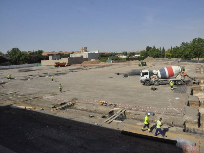 Zona de las obras de la tercera fase del Pabellón Ferial, que ocupó uno de los aparcamientos en Fenavin 2022