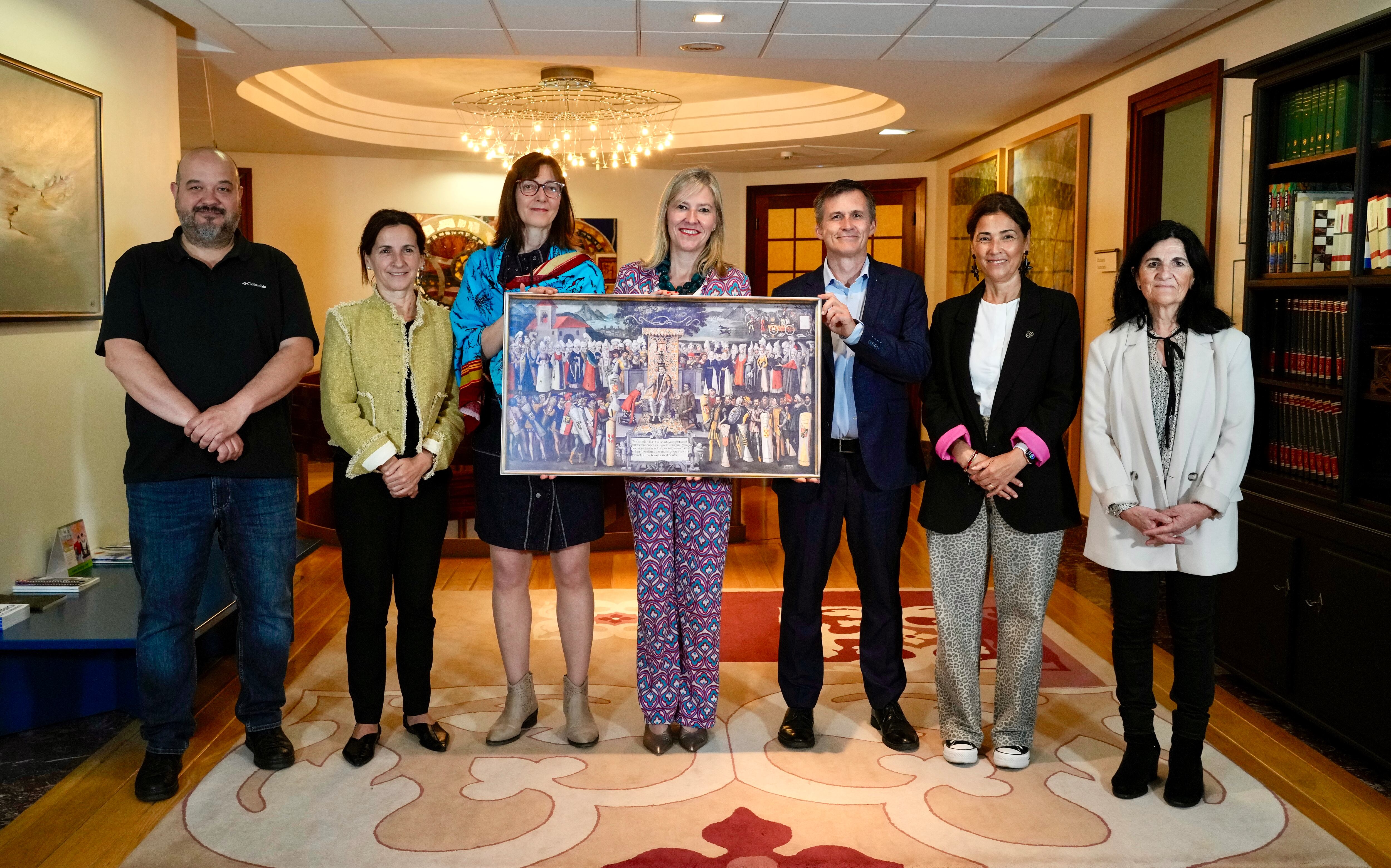 Acto de presentación de del curso de verano &quot;La Mujer en el Derecho Vasco&quot; con la presencia de la Presidenta de las Juntas Generales de Bizkaia, Ana Otadui.