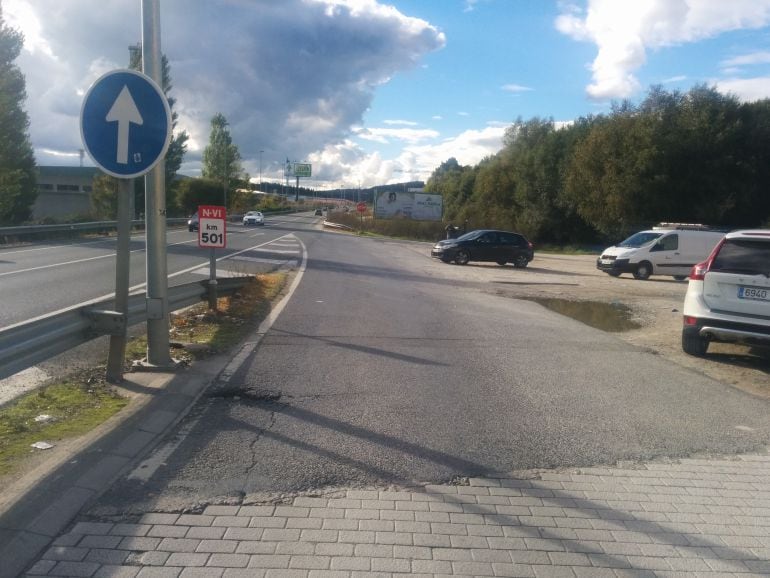 Vial de acceso a la NVI desde la Calzada de A Ponte