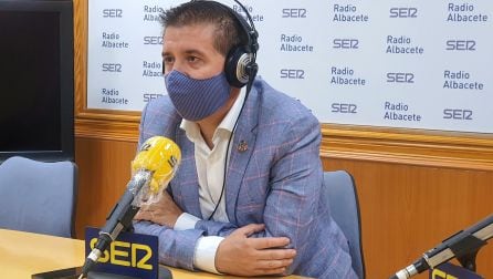 El presidente de la Diputación, Santiago Cabañero, en Radio Albacete