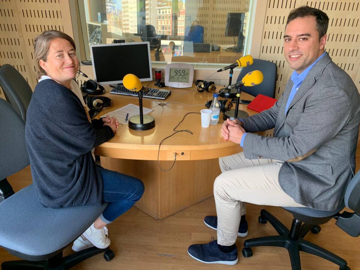 Olmo Ron, concejal de Mantenimiento y Obras Públicas y presidente de la EMA y EMULSA en SER Gijón