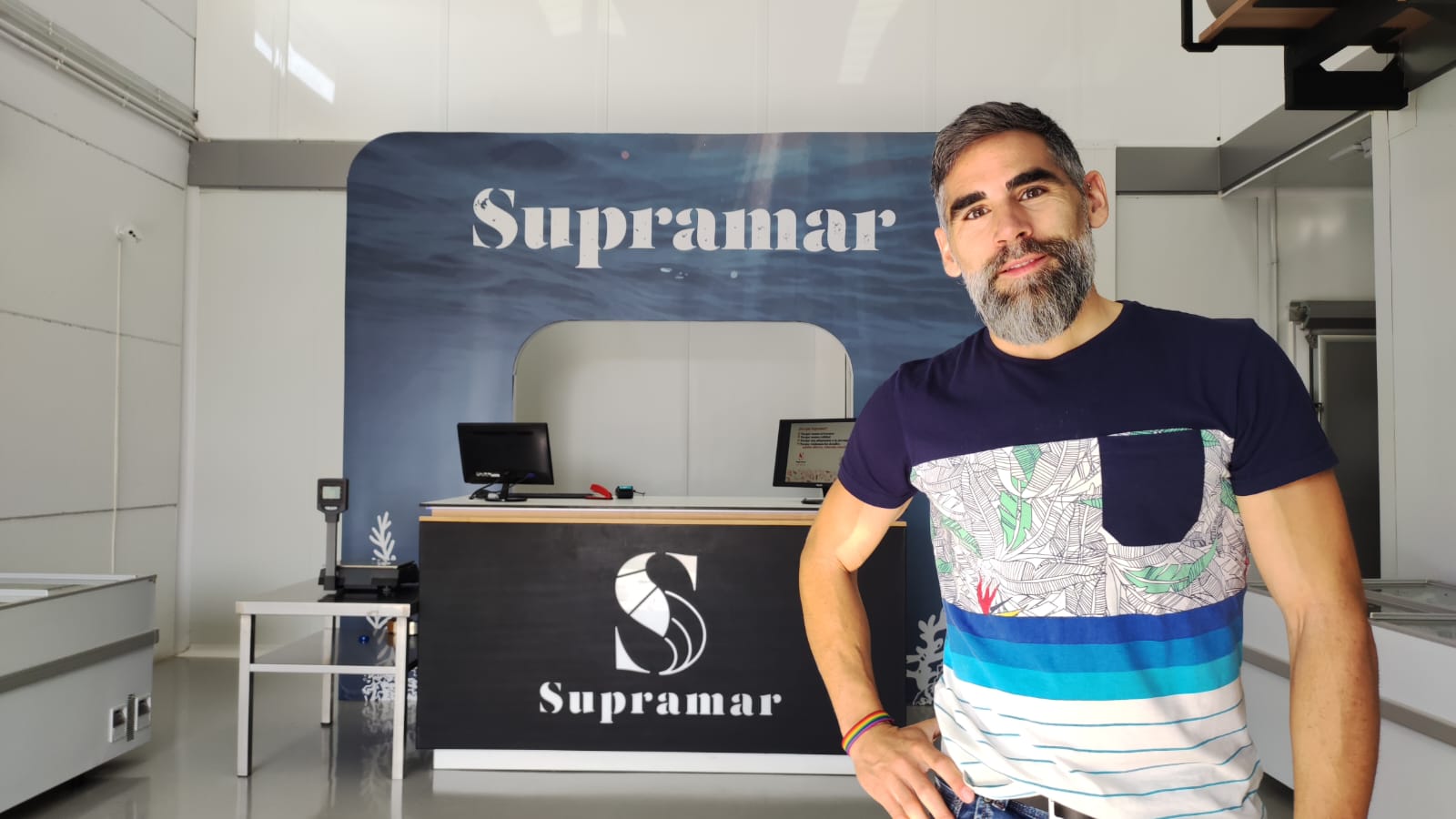 Israel García, gerente de Supramar, un cocedero de mariscos de Pozoblanco