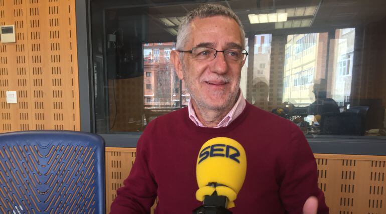 Agustín Prieto, en los estudios de Radio Valladolid