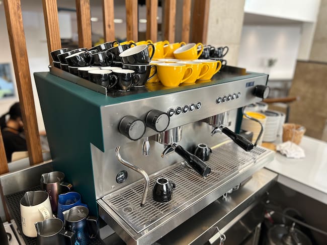 Cafetera en DROP. Fuente: Radio Xàtiva Cadena SER