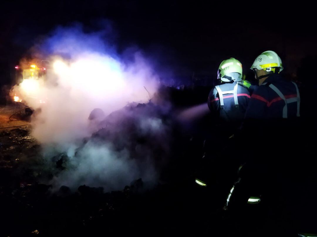 Bomberos del Servicio de Extinción de Incendios y Salvamento de Córdoba en una foto de archivo 