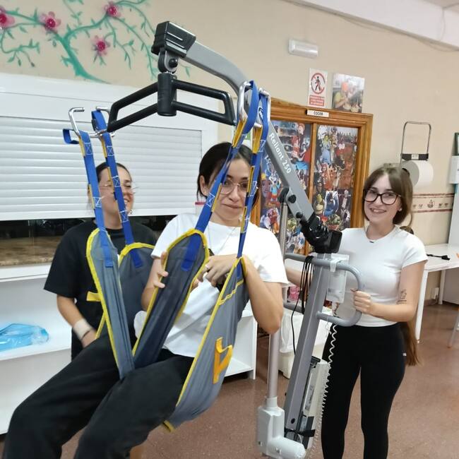 Noelia Jiménez Luna, docente en AIDEMAR en Atención Sociosanitaria a personas dependientes en el domicilio.