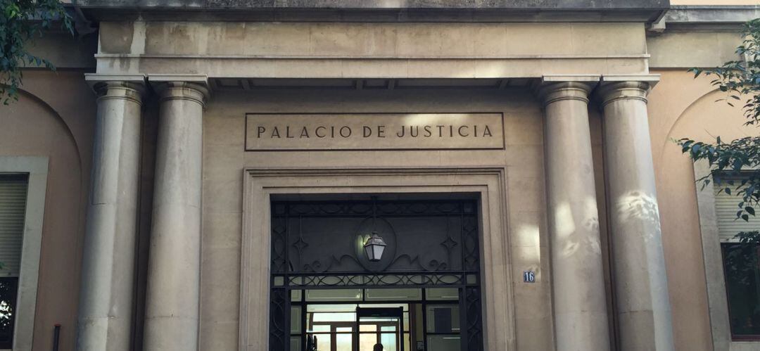 Fachada de la Audiencia Provincial de Jaén.