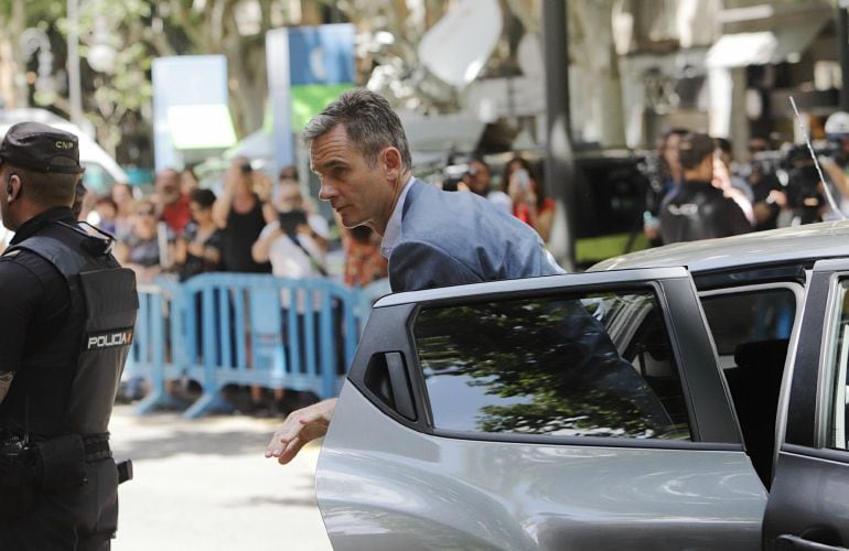 Iñaki Urdangarin llega a la Audiencia de Palma