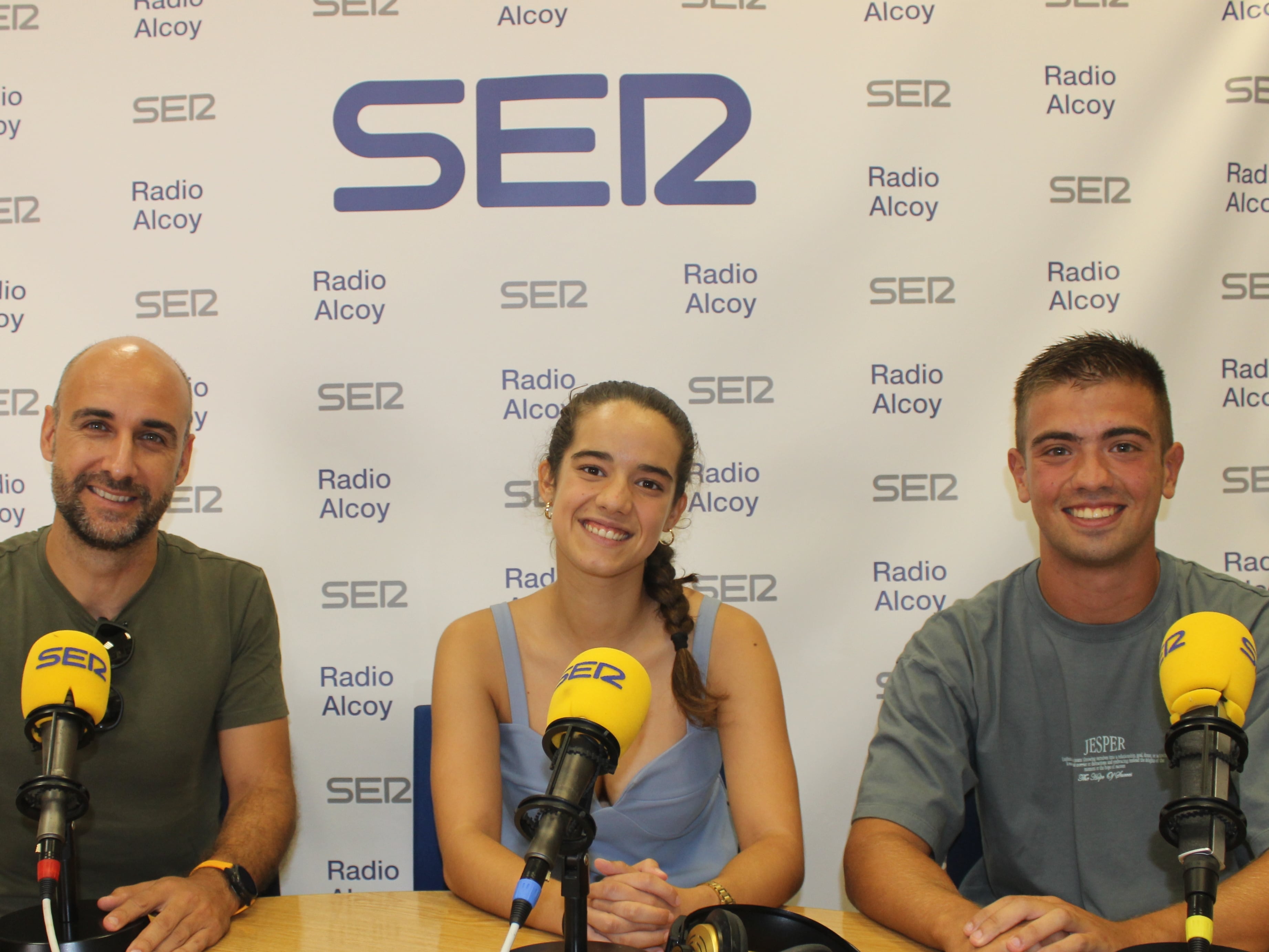 Rubén Porras, Mireia Doménech y Edgar Gisbert, los tres árbitros en Radio Alcoy